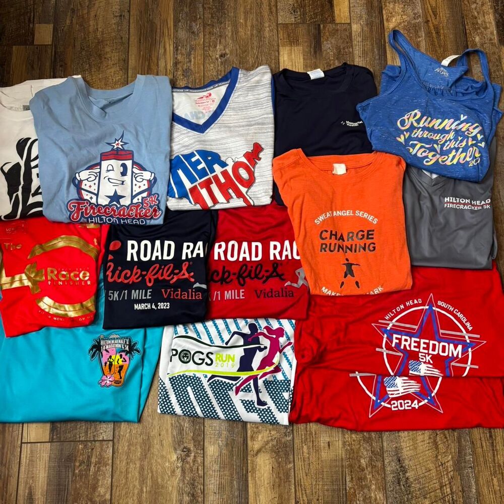 BUNDLE of Random Mixed Running Women's Unisex Men's Multi T-shirts Lot of 14 B1